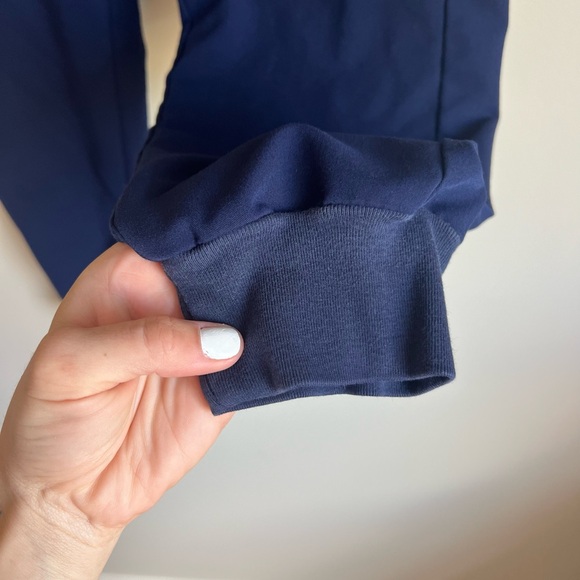FIGS “Navy Blue” Zamora Jogger Scrub Pants Size Medium Petite - Picture 5 of 6